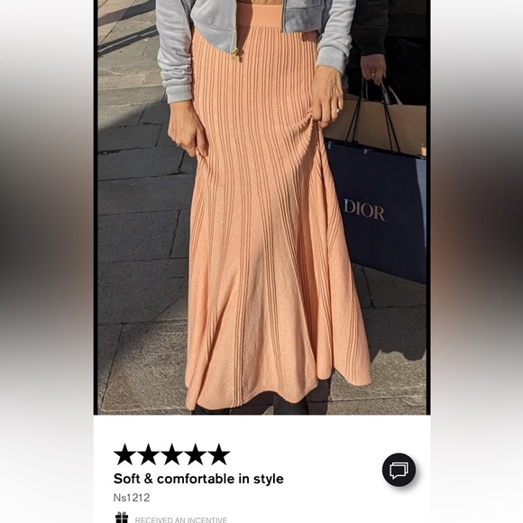 Metallic Ribbed High Waisted Fit and Flare Midi Skirt - Picture 3 of 8